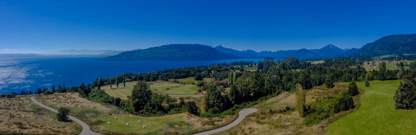 Vista aérea del Lago Rupanco